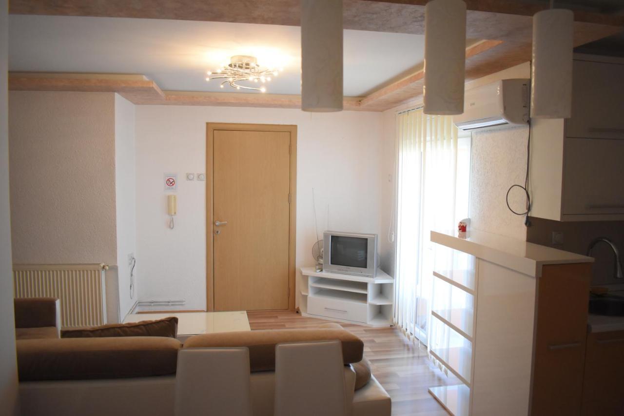Apartments Holiday Vranje Extérieur photo